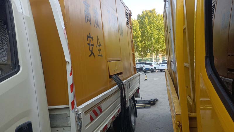 钦南如何判断柴油发电机组和UPS电源的切换时间是否符合要求？